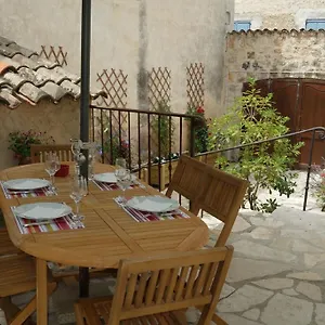 Apartment Le Jardin Du Village -, Valbonne