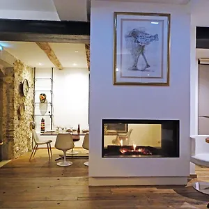 Guest house Demeure D'hotes Le Rocher, Valbonne